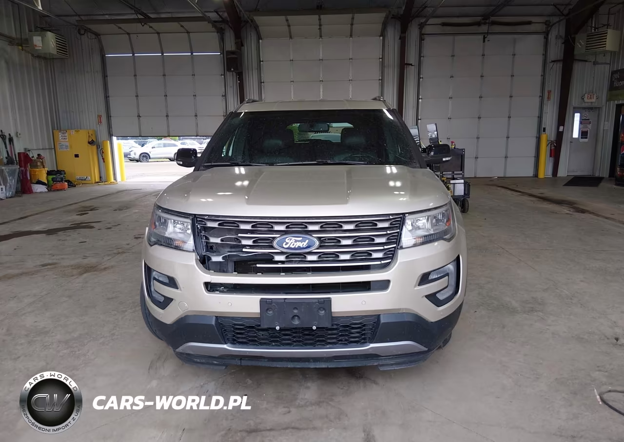 2017 Ford Explorer Xlt VIN:1FM5K8D87HGC32415 - 12