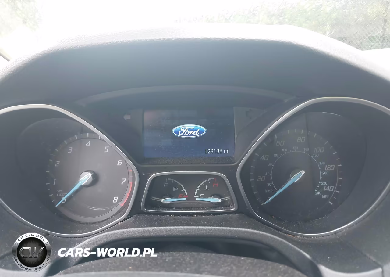 2014 Ford Focus Se VIN:1FADP3F26EL424365 - 7