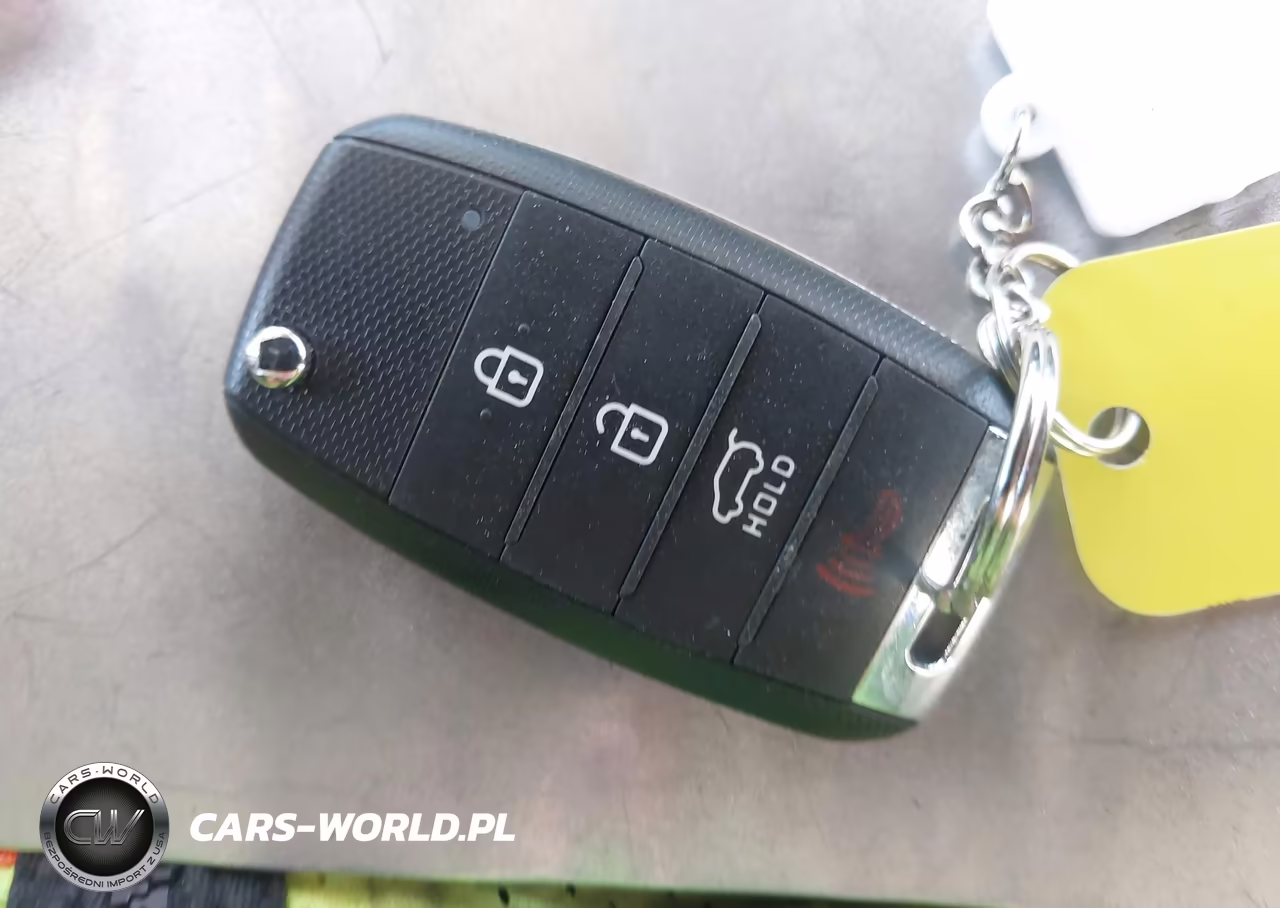 2018 Kia Soul + VIN:KNDJP3A5XJ7898692 - 11