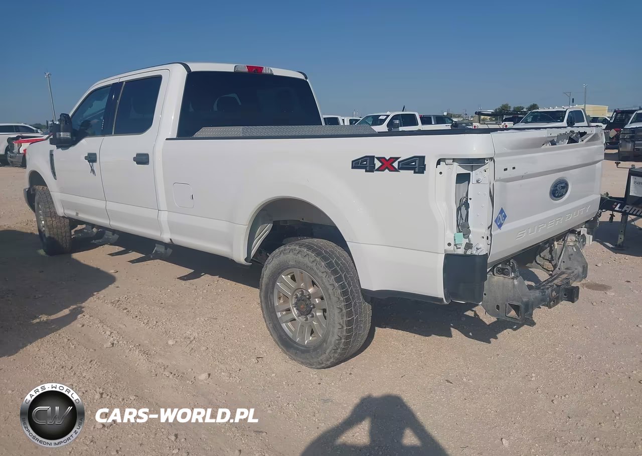 2019 Ford F-250 King Ranch-Lariat-Platinum-Xl-Xlt VIN:1FT7W2B62KEE58705 - 3