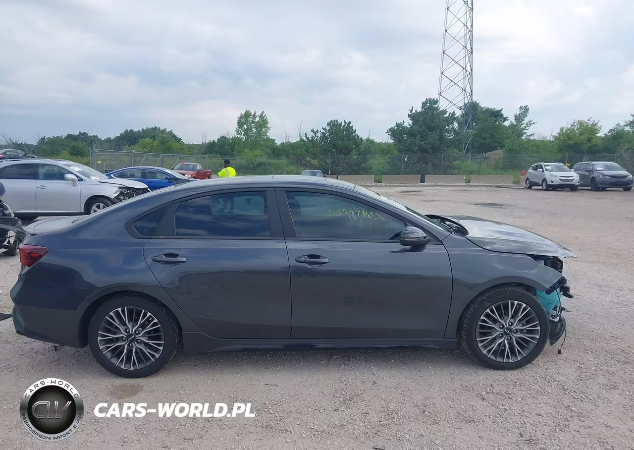 2022 Kia Forte Gt-Line VIN:3KPF54ADXNE427995 - 14