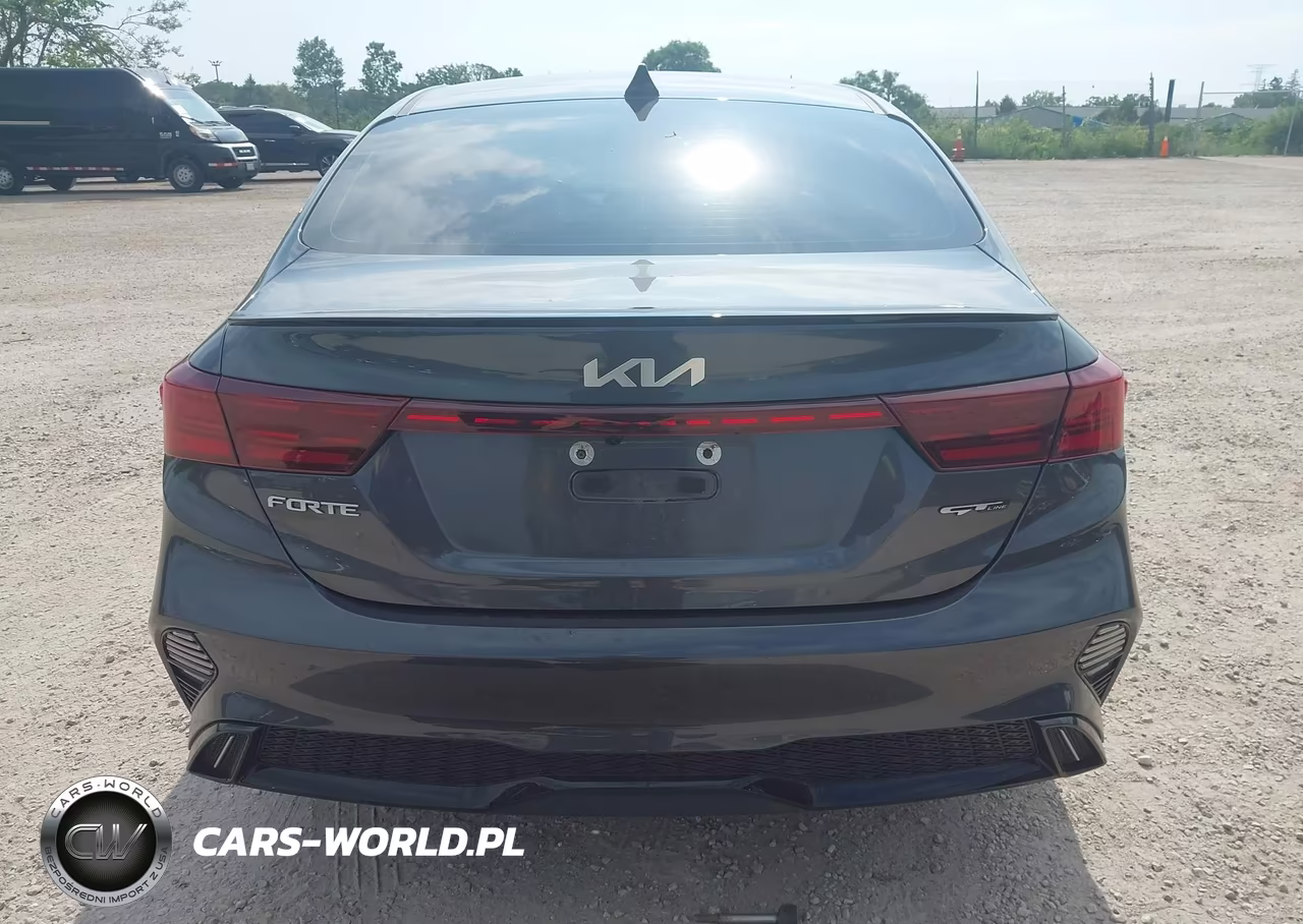 2022 Kia Forte Gt-Line VIN:3KPF54ADXNE427995 - 17