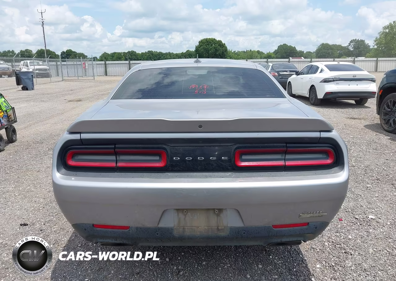 2016 Dodge Challenger R-T Plus VIN:2C3CDZBT0GH108514 - 17