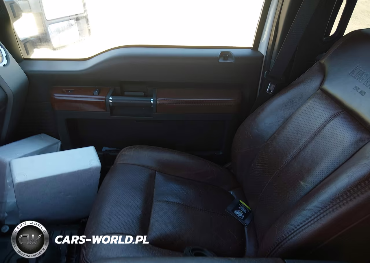 2011 Ford Super Duty F-350 Srw King Ranch-Lariat-Xl-Xlt VIN:1FT8W3BTXBEB17987 - 5