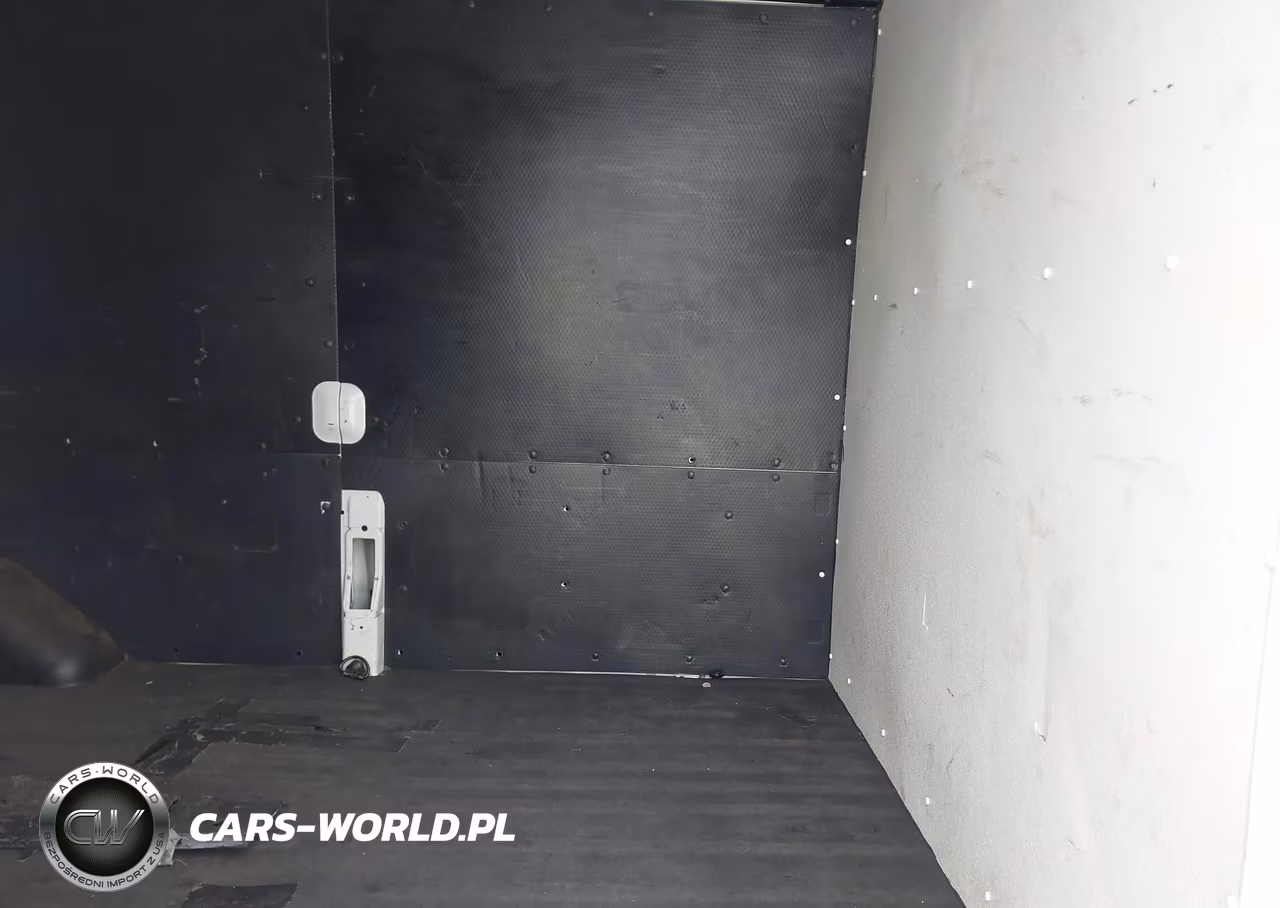2018 Ford Transit-350 VIN:1FTBW3XG3JKA95266 - 8