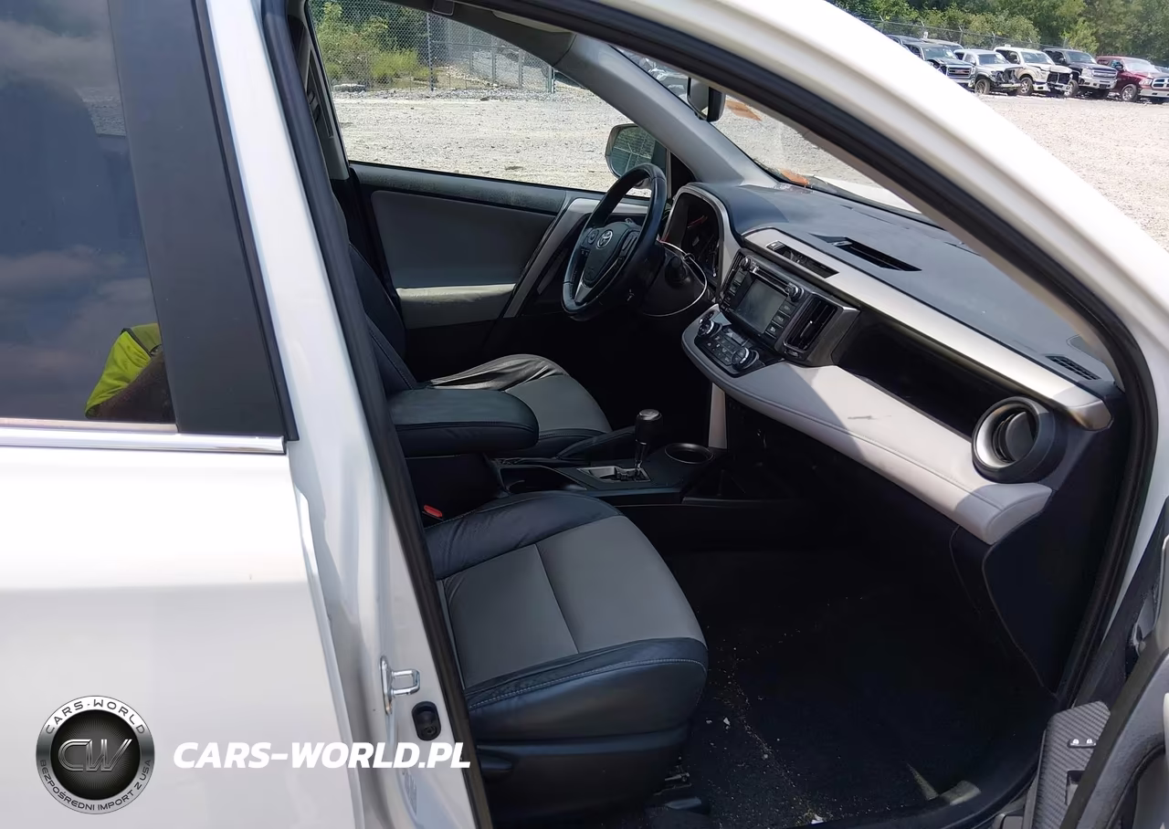 2015 Toyota Rav4 Limited VIN:2T3DFREVXFW319256 - 5