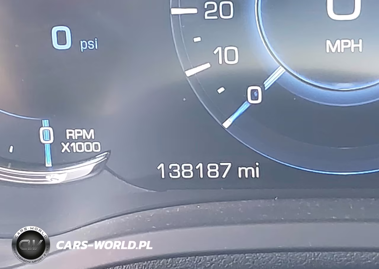 2018 Cadillac Escalade Luxury VIN:1GYS3BKJ7JR224911 - 15