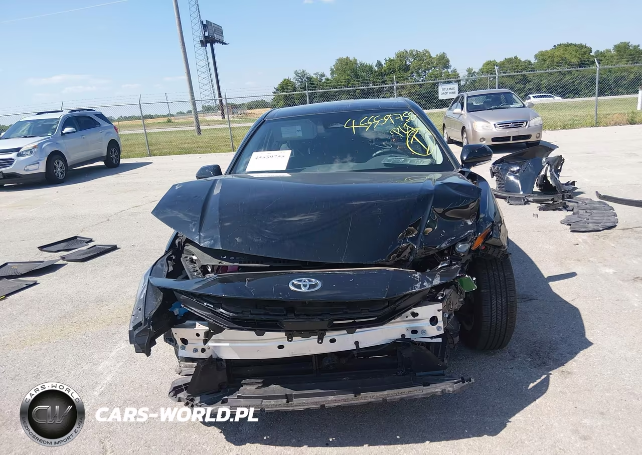 2025 Toyota Camry Le VIN:4T1DAACK4SU609858 - 12