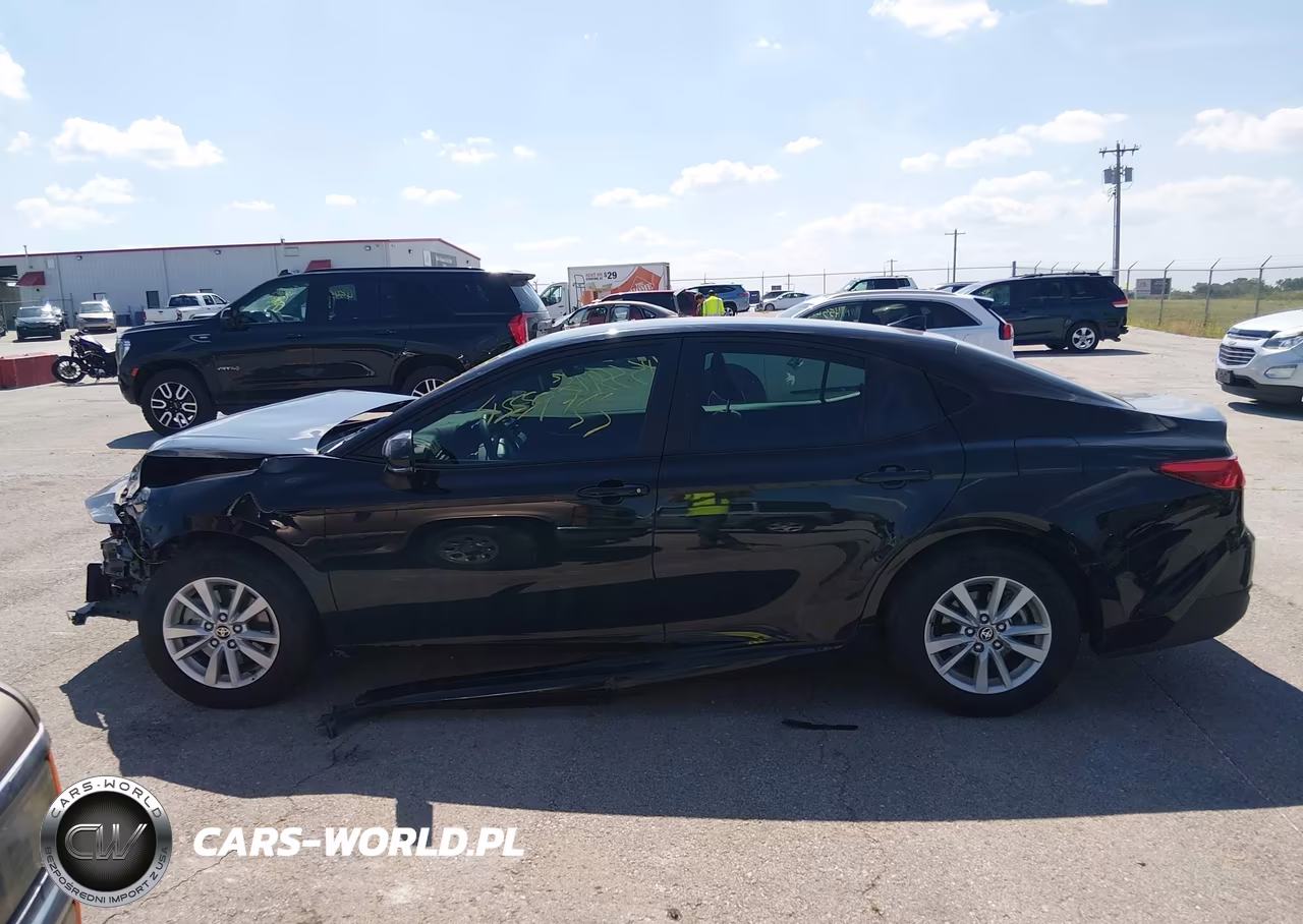 2025 Toyota Camry Le VIN:4T1DAACK4SU609858 - 14