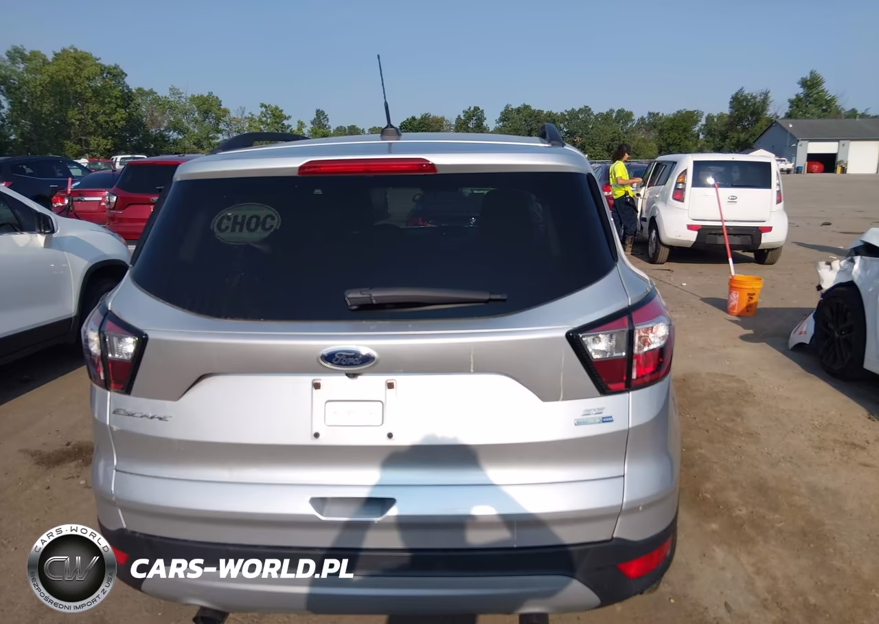 2018 Ford Escape Se VIN:1FMCU9GD1JUD17810 - 16