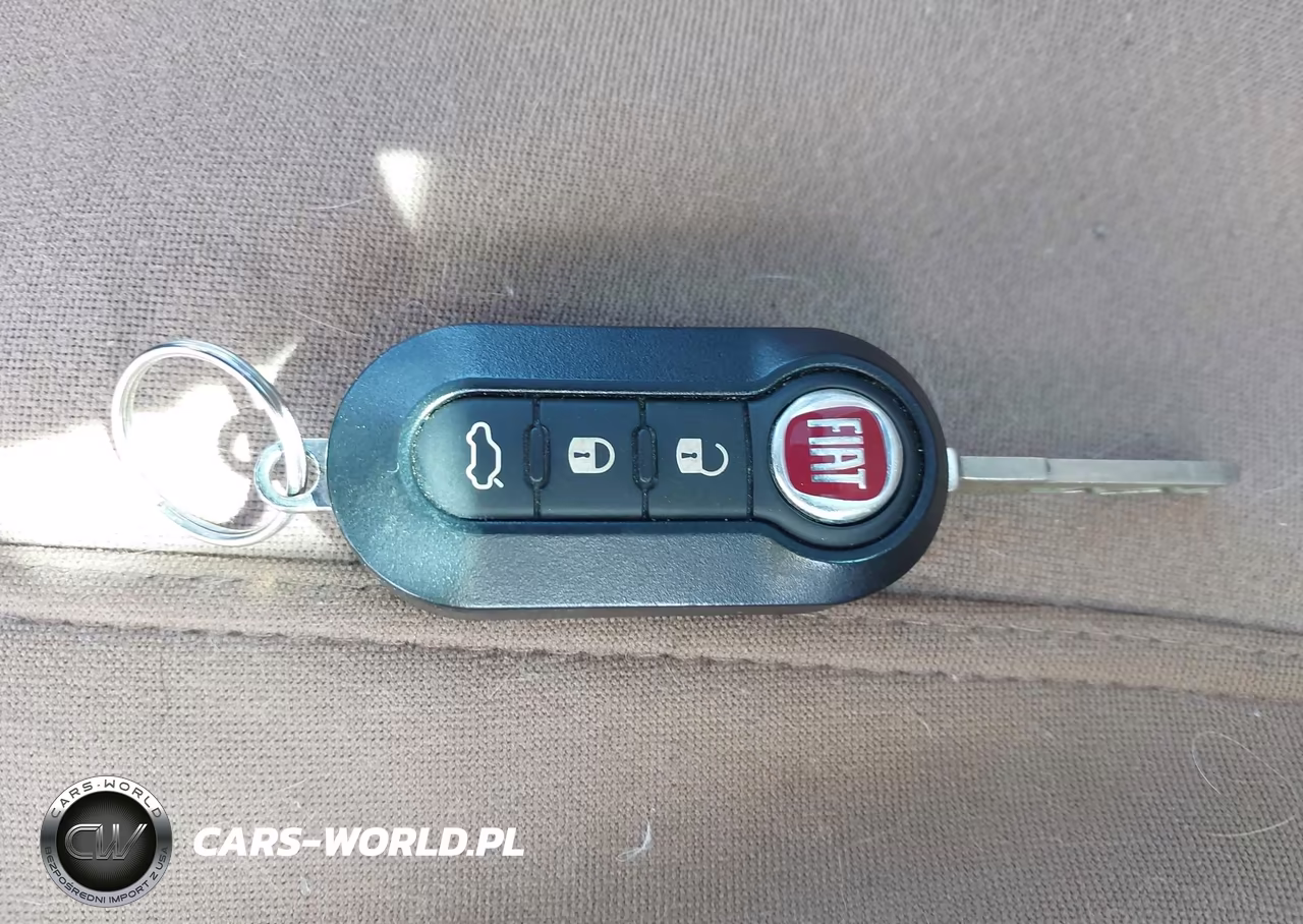 2014 Fiat 500L Trekking VIN:ZFBCFADH6EZ018235 - 11