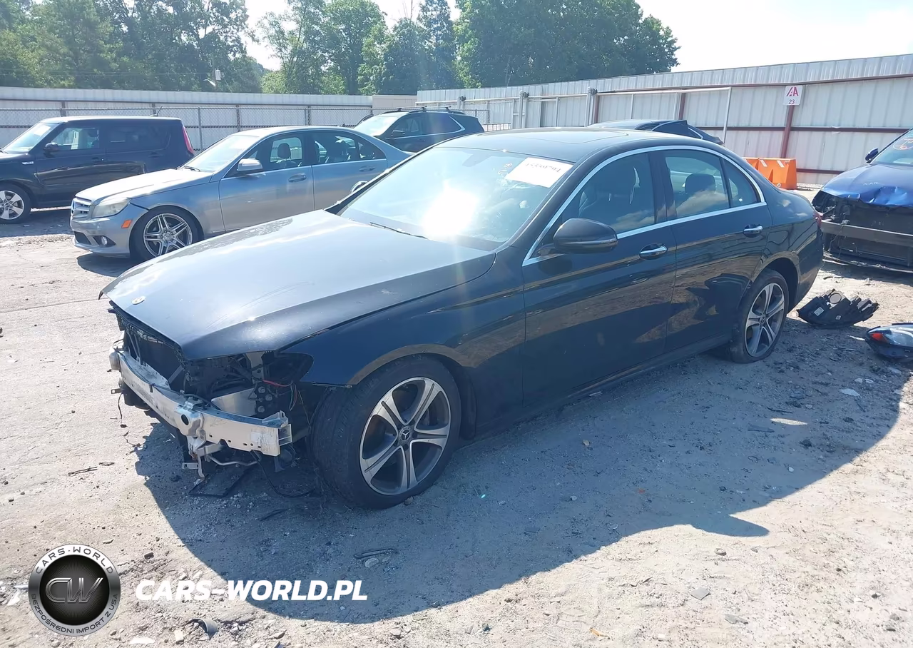 2018 Mercedes-Benz E 300 4Matic VIN:WDDZF4KBXJA340575 - 2