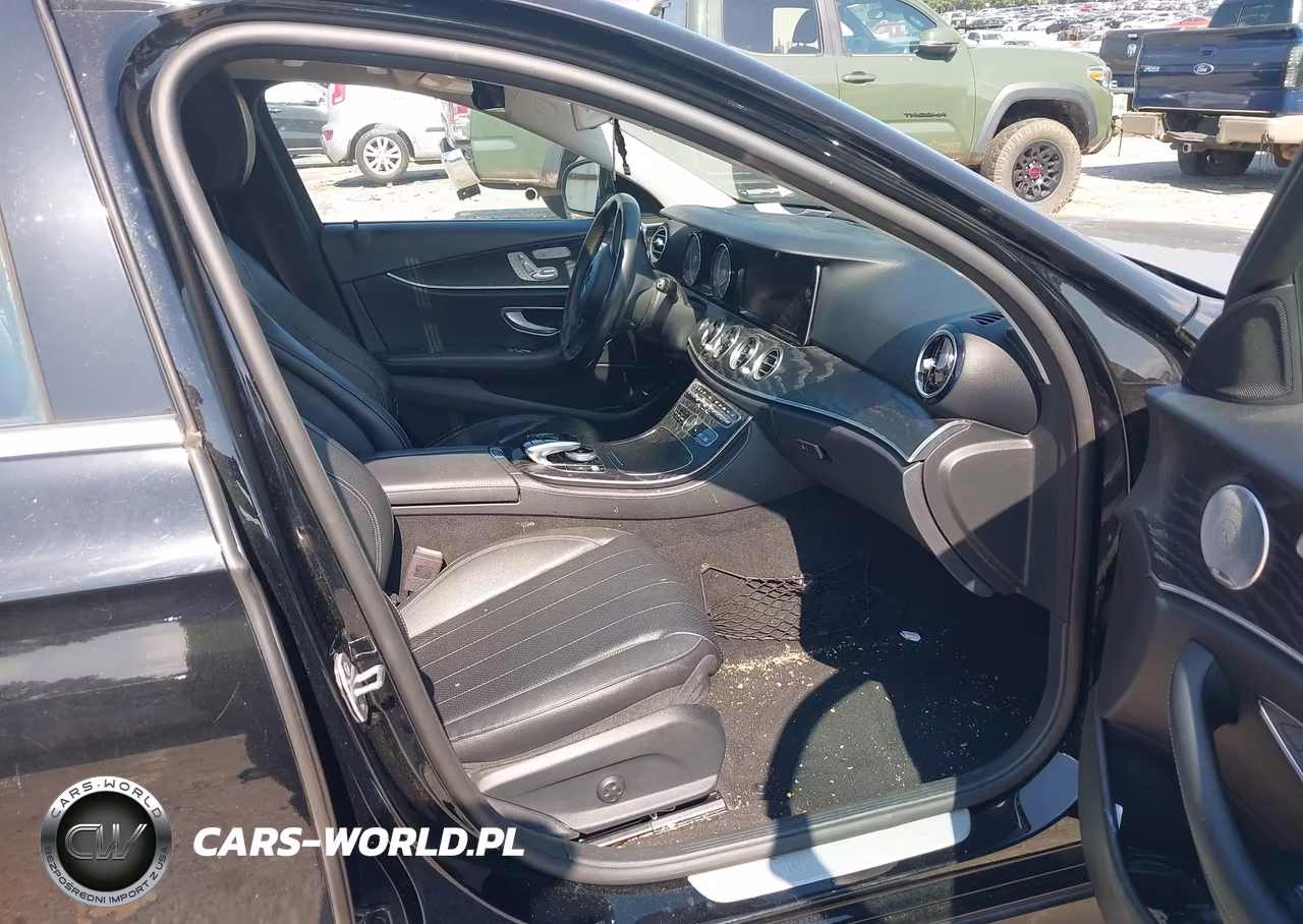 2018 Mercedes-Benz E 300 4Matic VIN:WDDZF4KBXJA340575 - 5