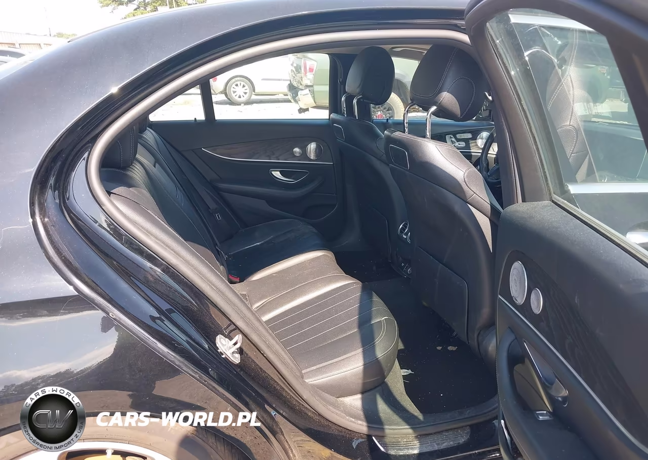 2018 Mercedes-Benz E 300 4Matic VIN:WDDZF4KBXJA340575 - 8