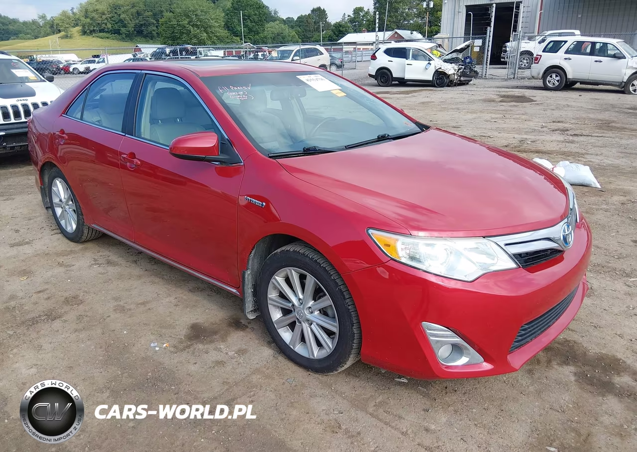 2014 Toyota Camry Hybrid Xle – zdjęcie 1 z 16
