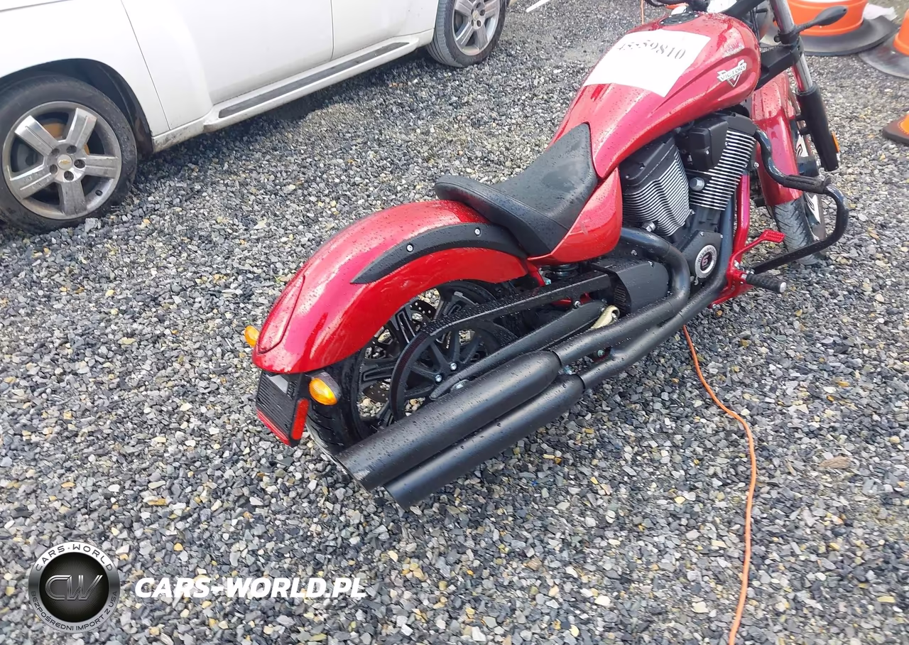 2016 Victory Motorcycles Vegas VIN:5VPGB36N8G3048112 - 4