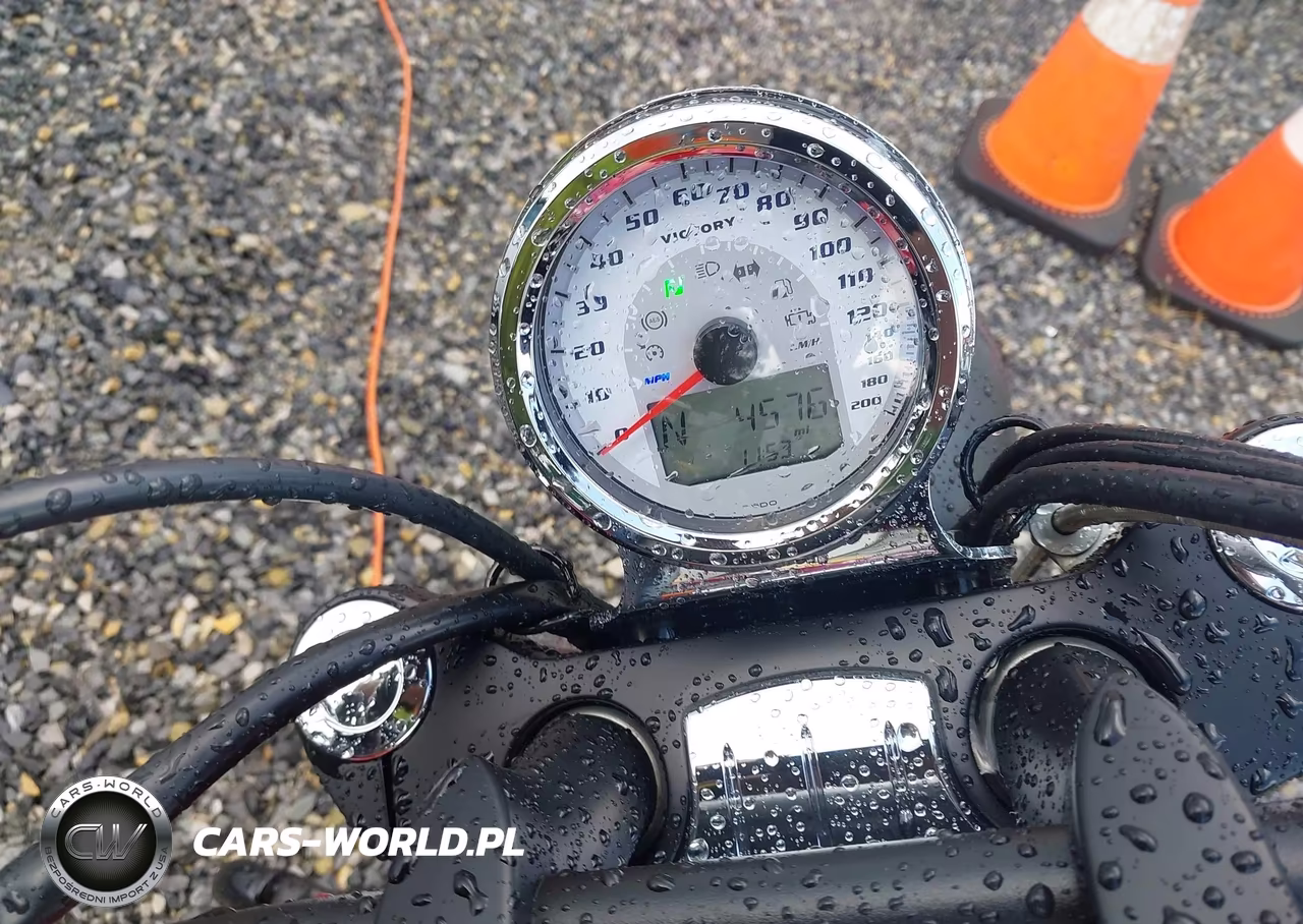 2016 Victory Motorcycles Vegas VIN:5VPGB36N8G3048112 - 7