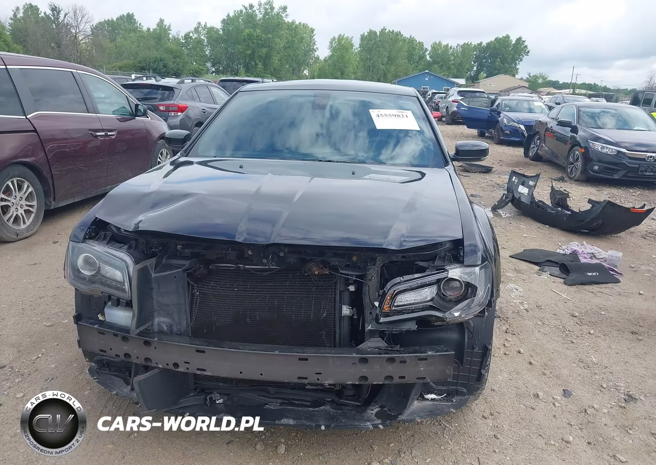 2016 Chrysler 300 300S VIN:2C3CCAGG9GH248822 - 13