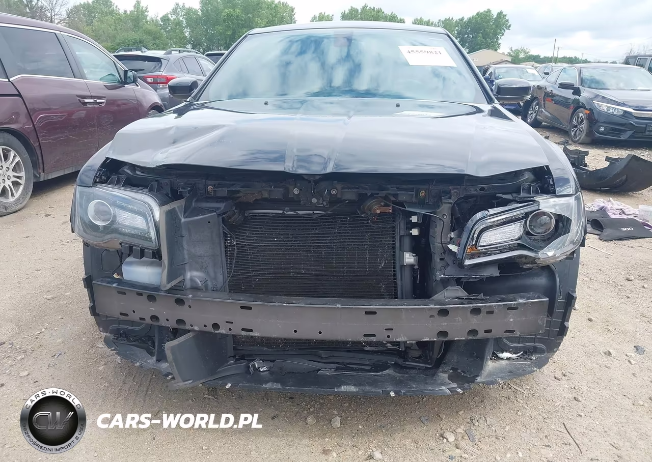 2016 Chrysler 300 300S VIN:2C3CCAGG9GH248822 - 6