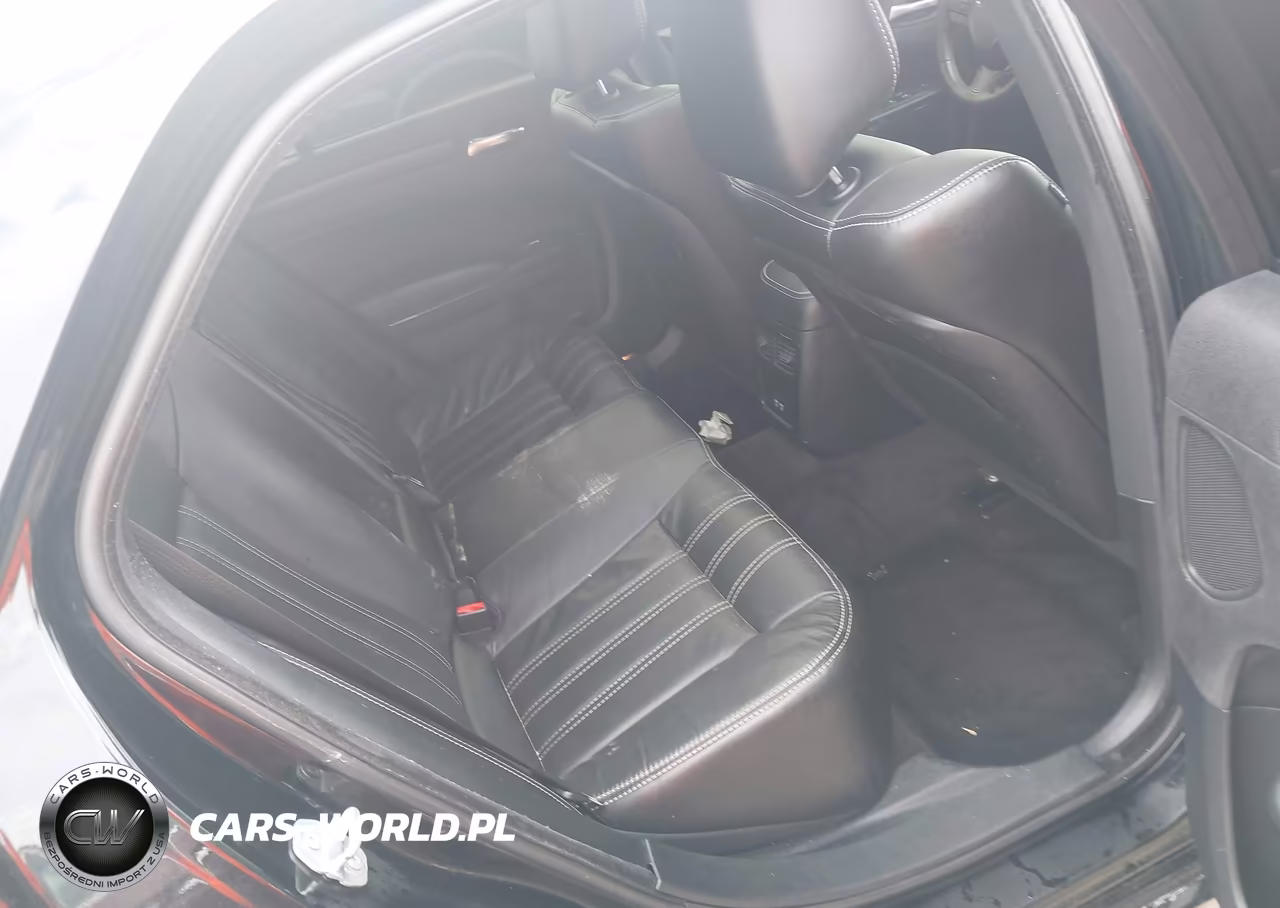 2016 Chrysler 300 300S VIN:2C3CCAGG9GH248822 - 8