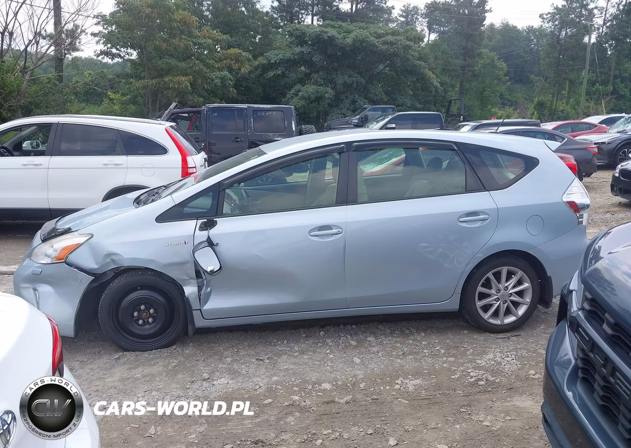 2013 Toyota Prius V Five VIN:JTDZN3EU9D3188253 - 14