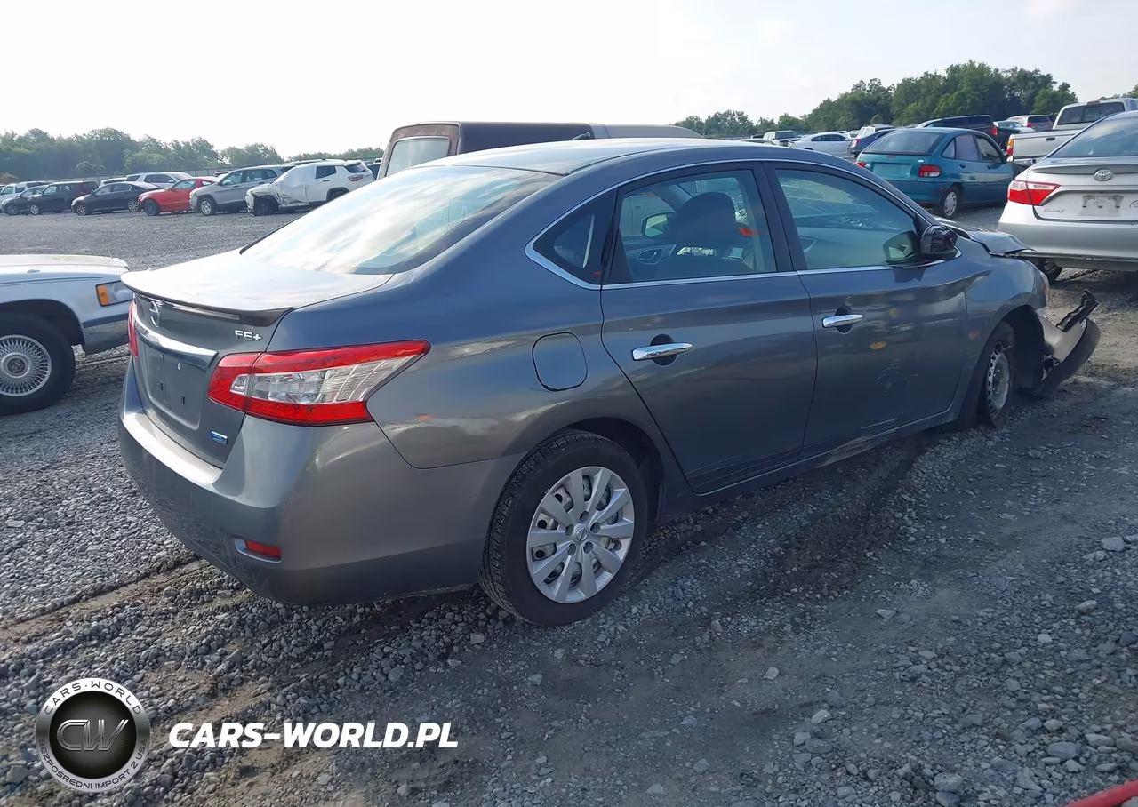 2015 Nissan Sentra Fe+ S VIN:3N1AB7AP6FY346493 - 4