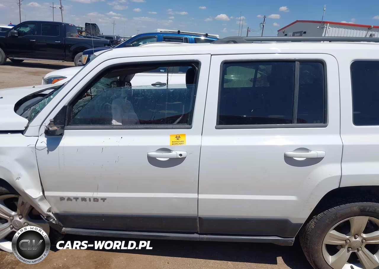 2014 Jeep Patriot Latitude VIN:1C4NJRFB3ED579937 - 13