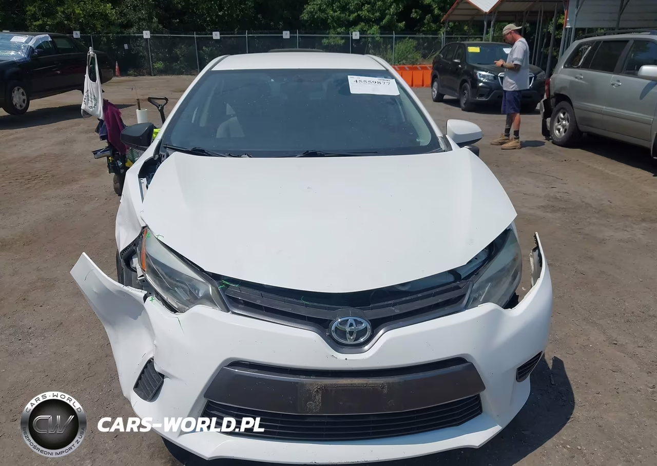 2015 Toyota Corolla Le VIN:2T1BURHE2FC451172 - 13