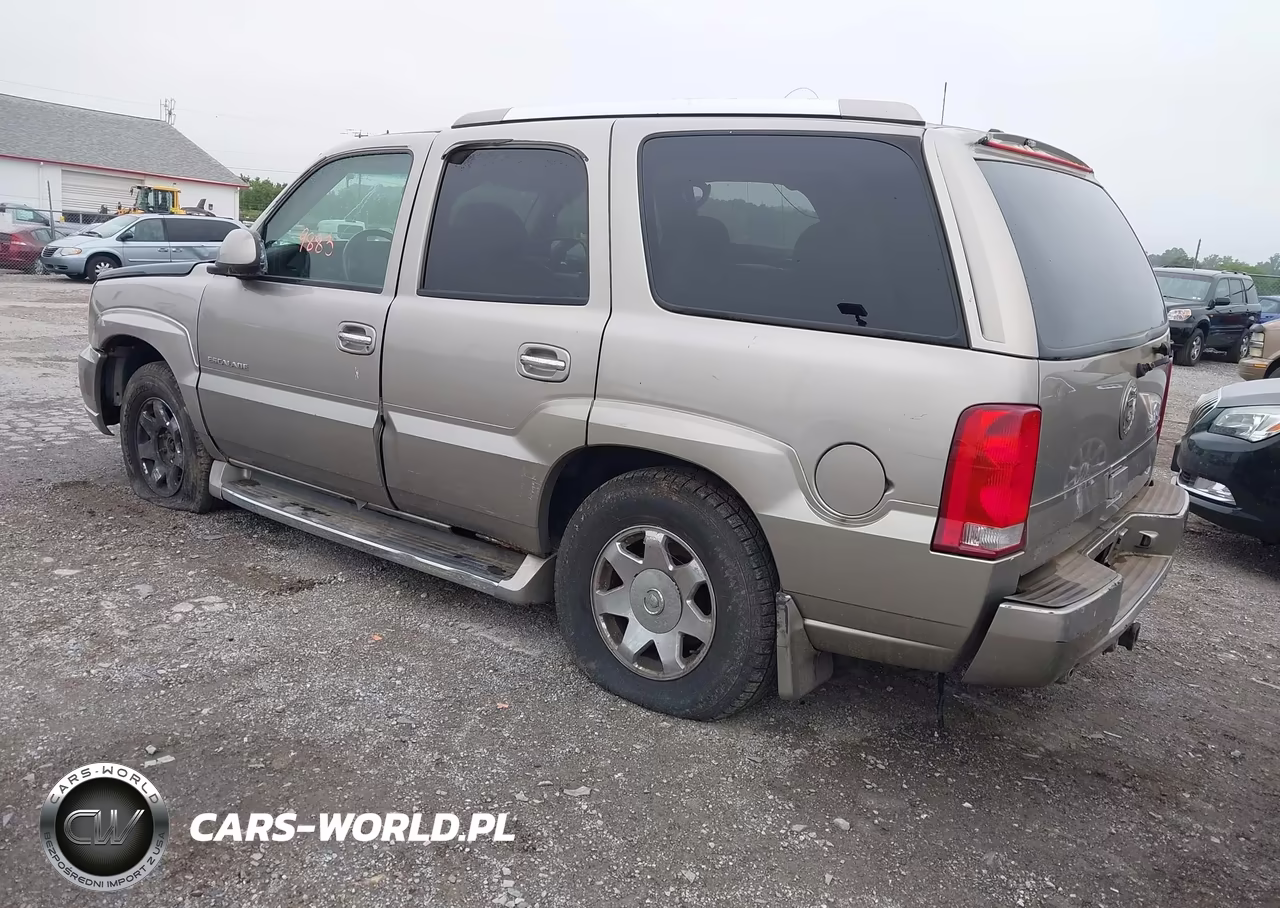 2003 Cadillac Escalade Standard VIN:1GYEK63N53R307927 - 3
