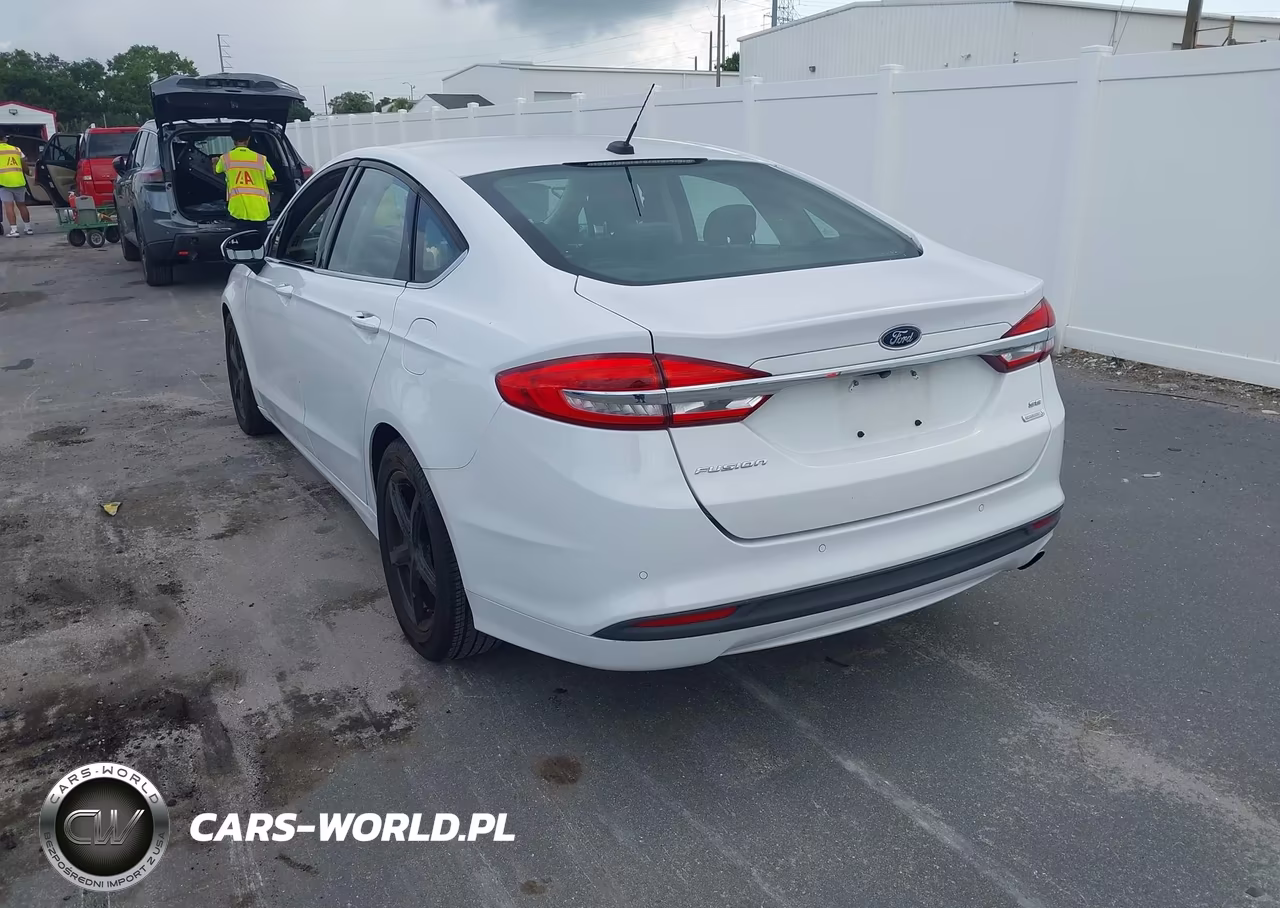 2018 Ford Fusion Se VIN:3FA6P0HD2JR184068 - 3