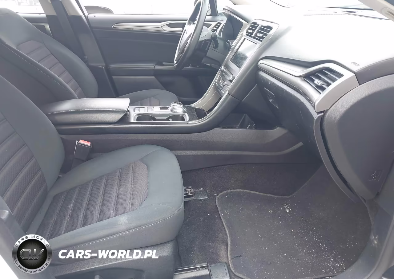 2018 Ford Fusion Se VIN:3FA6P0HD2JR184068 - 5