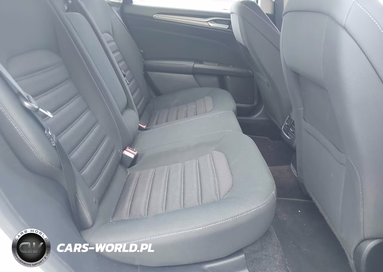 2018 Ford Fusion Se VIN:3FA6P0HD2JR184068 - 8