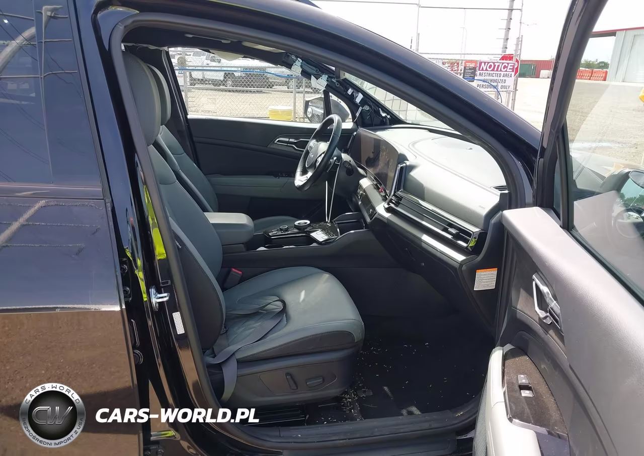 2023 Kia Sportage Plug-In Hybrid X-Line Prestige VIN:KNDPZDAH0P7104411 - 5