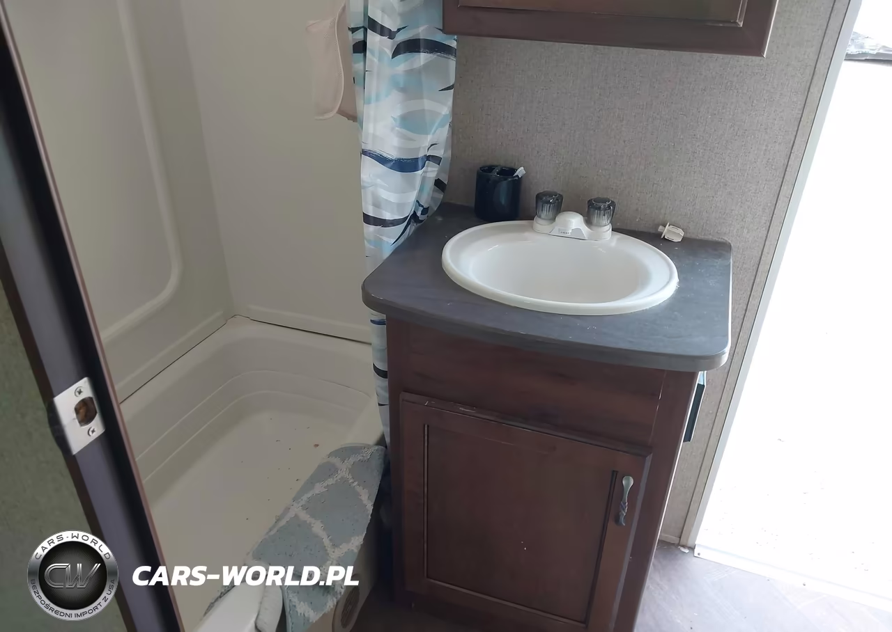 2013 Heartland 35' Travel Trailer VIN:5SFNB3423DE262470 - 13
