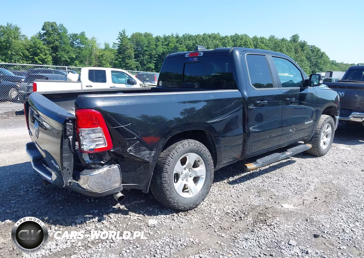 2021 Ram 1500 Big Horn 4X4 6'4 Box VIN:1C6RRFBG7MN556137 - 4