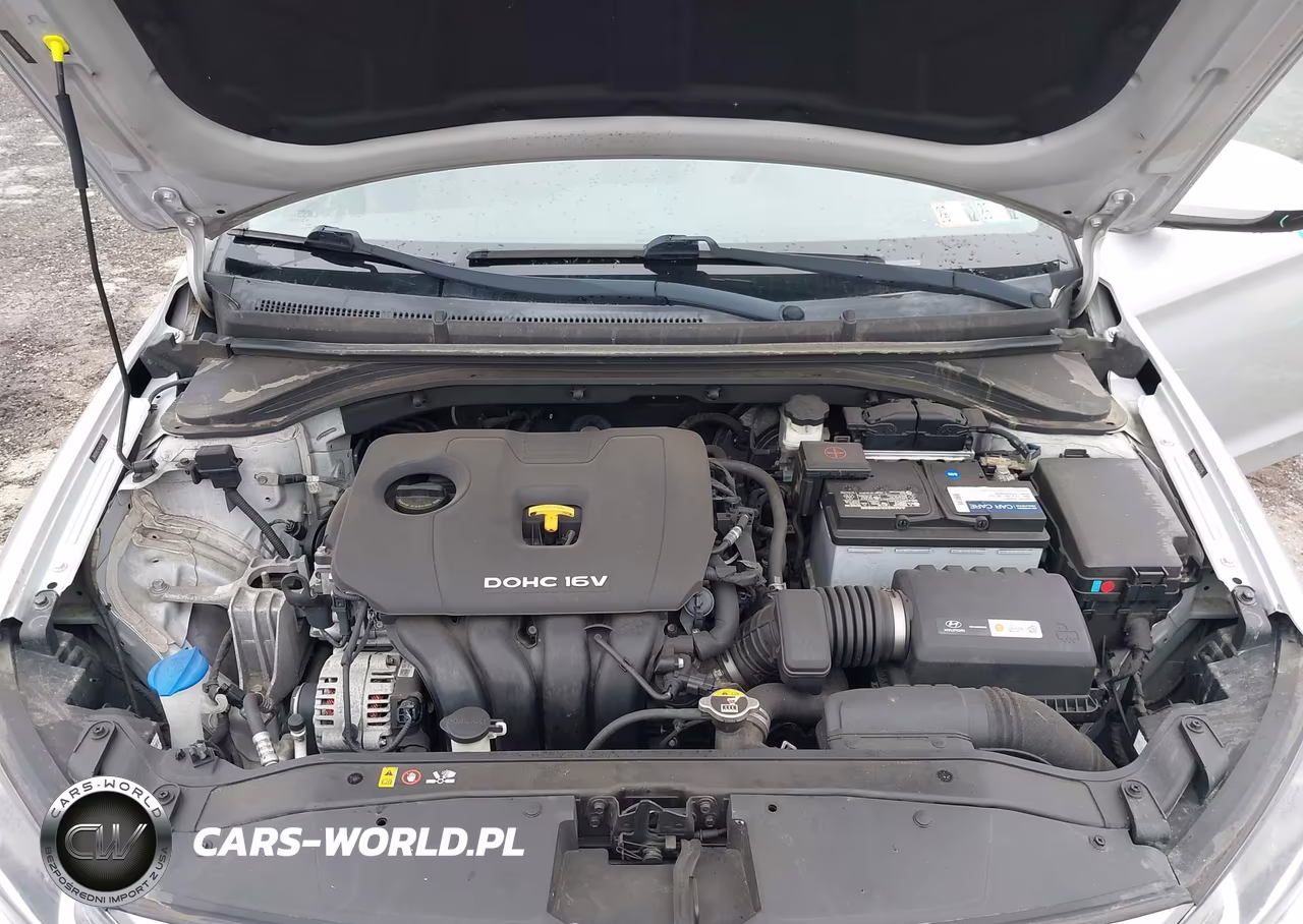 2018 Hyundai Elantra Sel VIN:5NPD84LF6JH234746 - 10