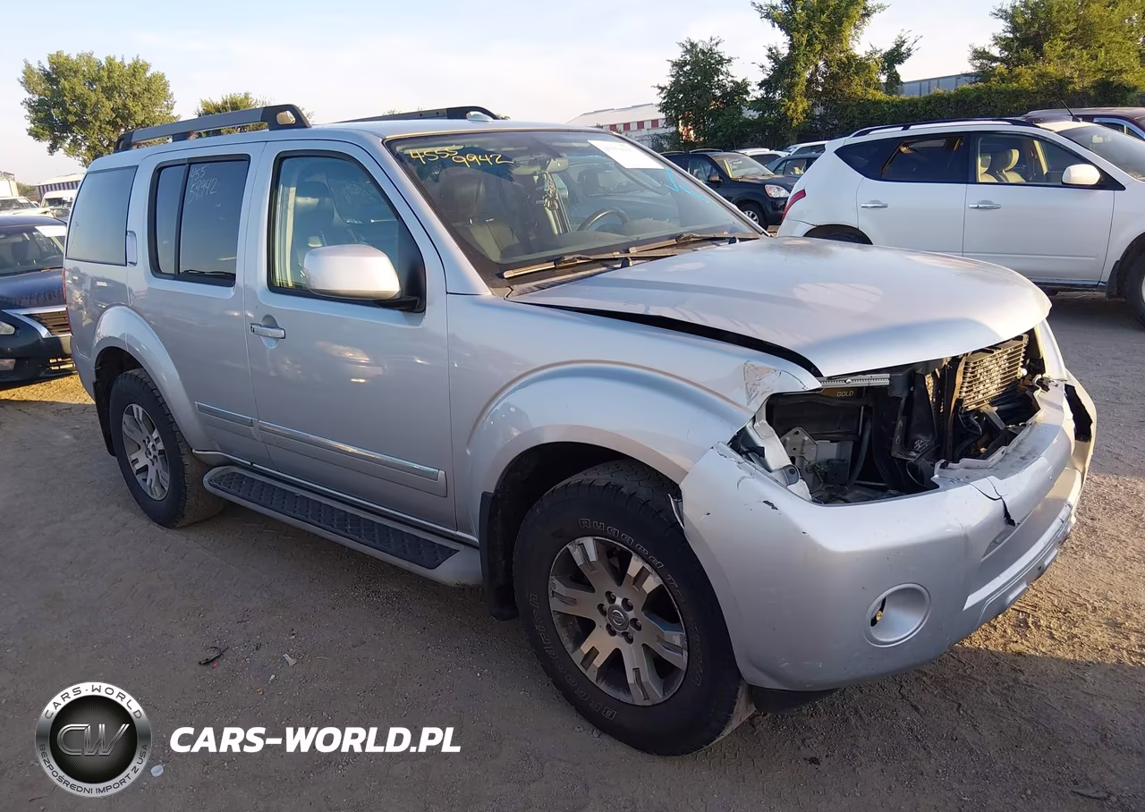 2011 Nissan Pathfinder Silver