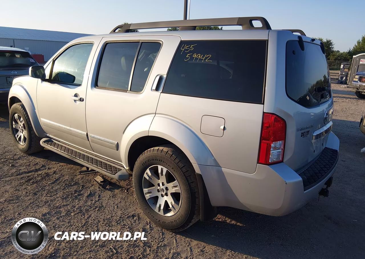 2011 Nissan Pathfinder Silver VIN:5N1AR1NB3BC617190 - 3