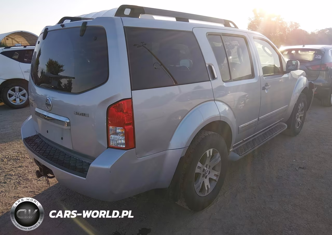 2011 Nissan Pathfinder Silver VIN:5N1AR1NB3BC617190 - 4