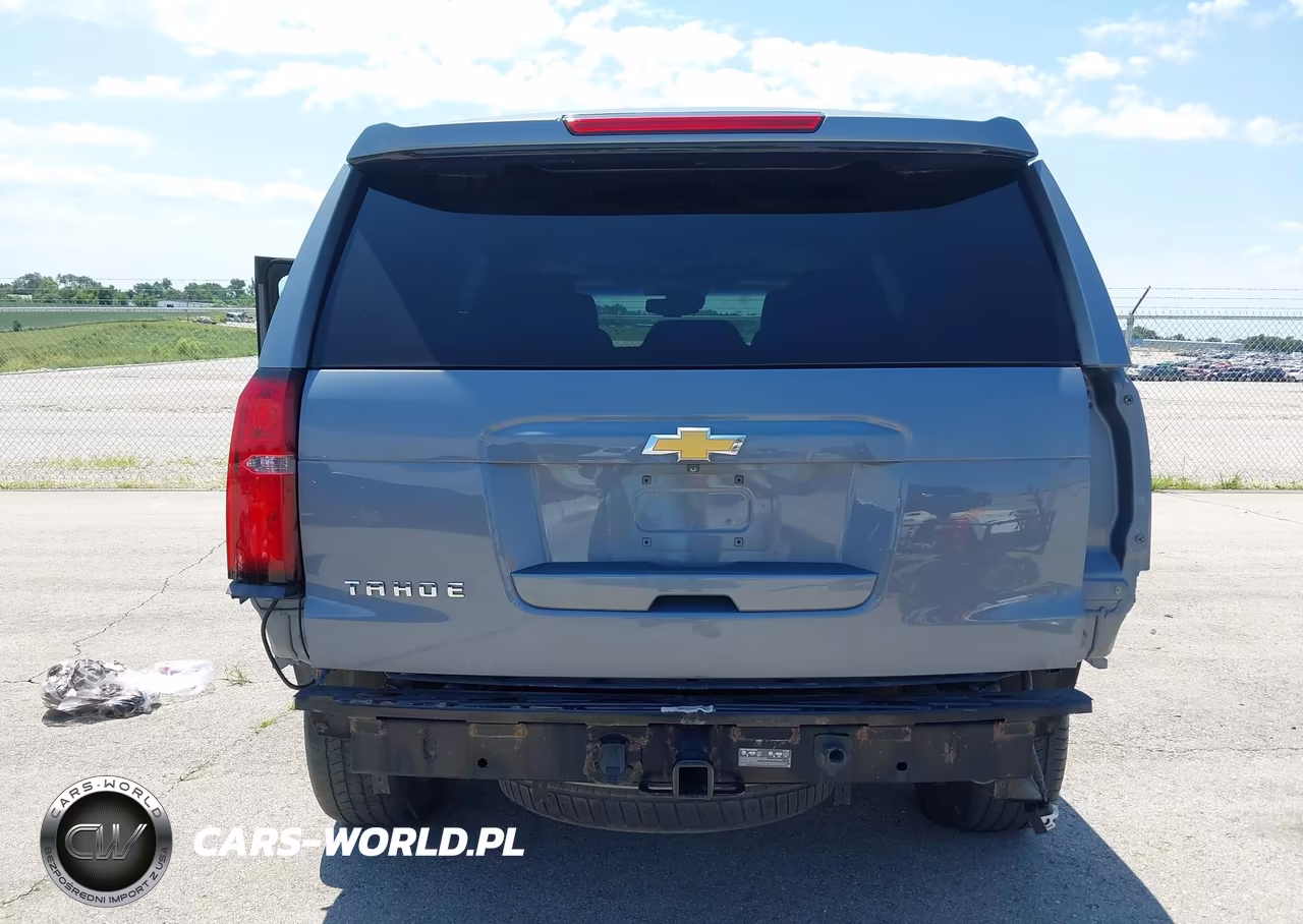 2016 Chevrolet Tahoe Ltz VIN:1GNSKCKC4GR105391 - 17