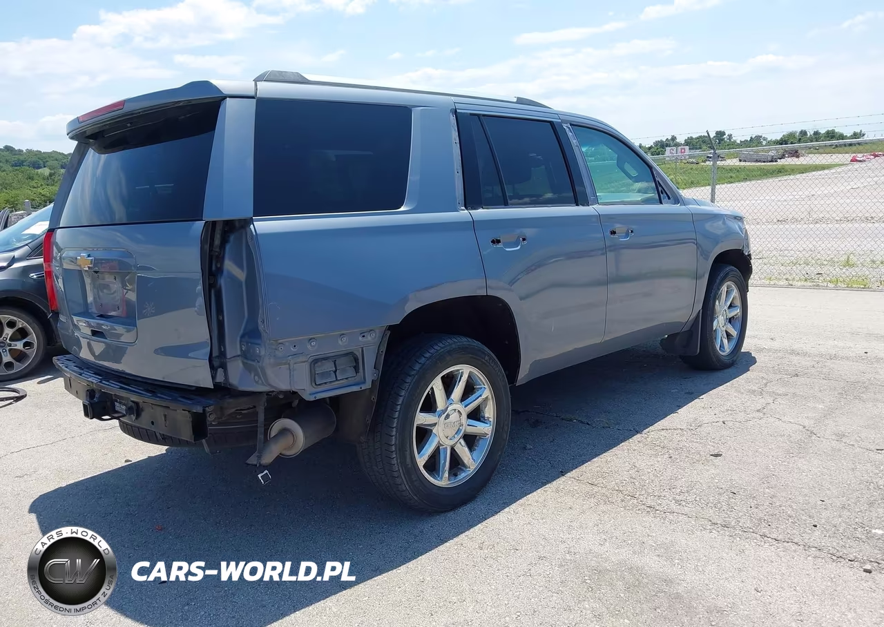 2016 Chevrolet Tahoe Ltz VIN:1GNSKCKC4GR105391 - 4