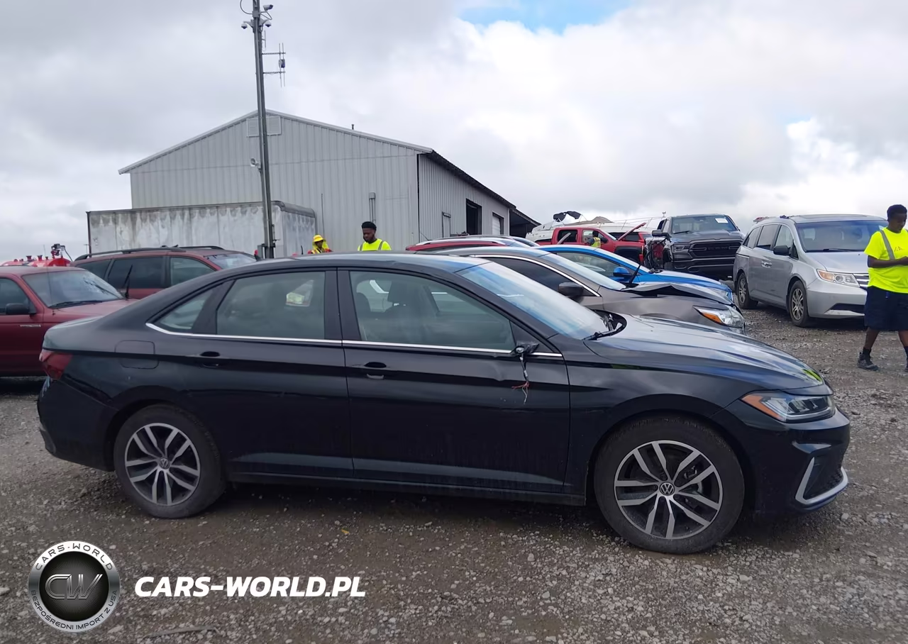 2025 Volkswagen Jetta 1.5T Se VIN:3VWEX7BU0SM077068 - 13