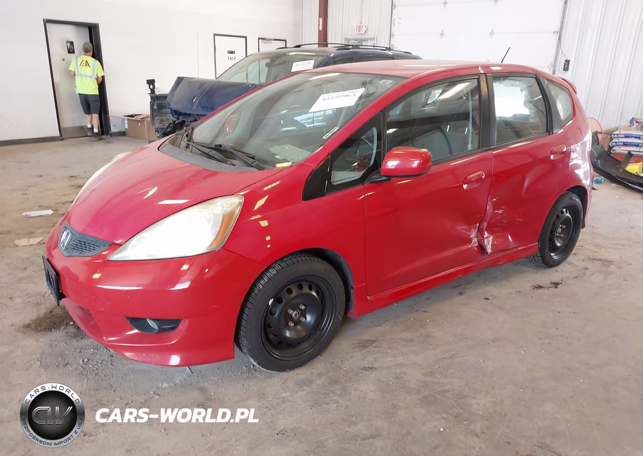 2010 Honda Fit Sport VIN:JHMGE8H43AC008369 - 2
