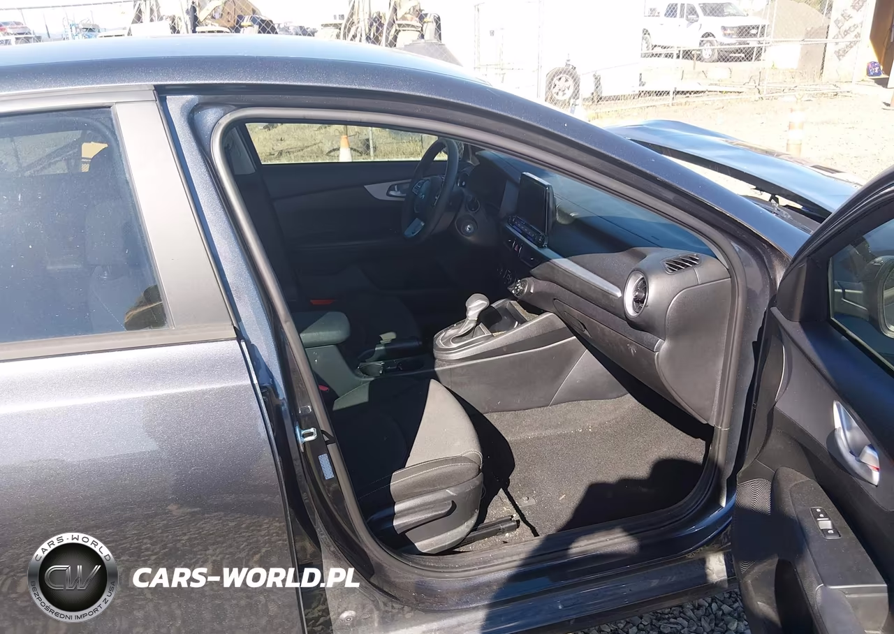 2023 Kia Forte Lx VIN:3KPF24AD4PE621174 - 5