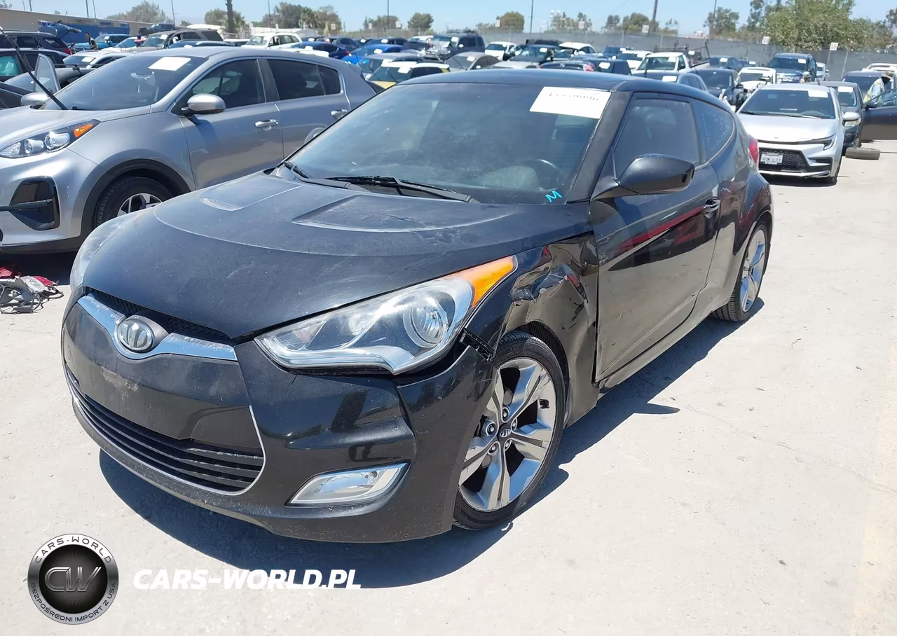 2013 Hyundai Veloster Base W-Gray VIN:KMHTC6AD2DU098032 - 2
