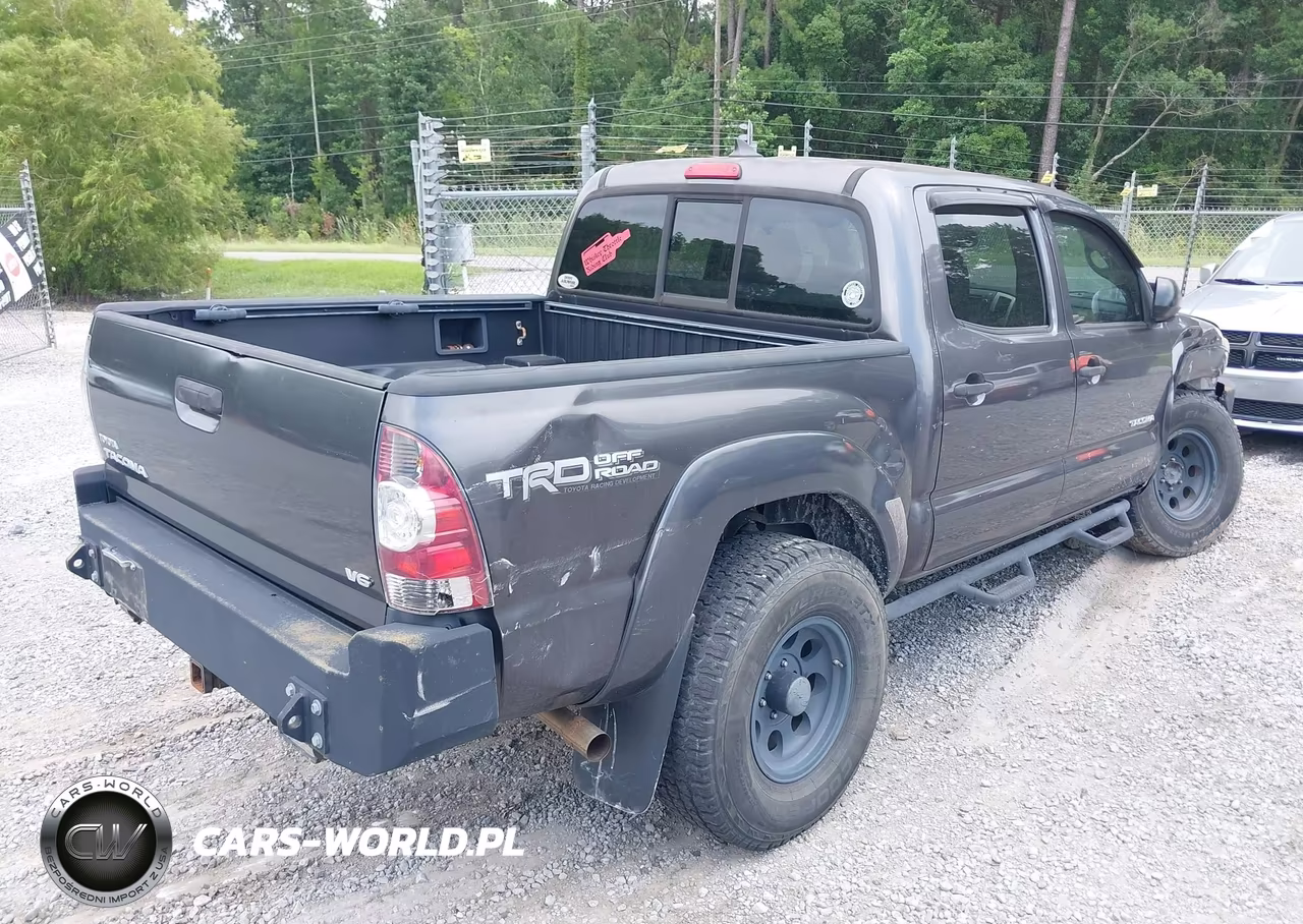 2012 Toyota Tacoma Base V6 VIN:5TFLU4EN7CX047955 - 4