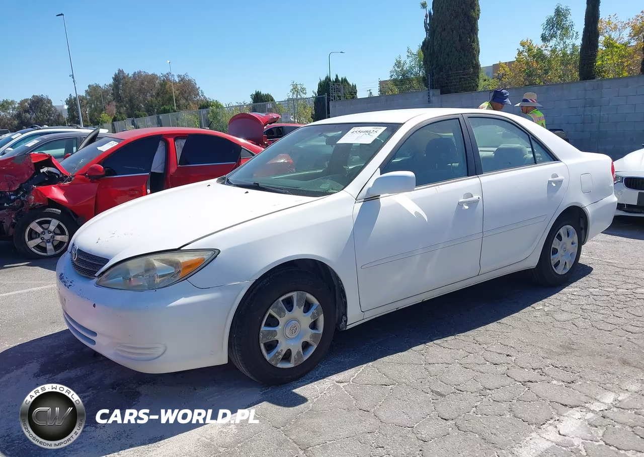 2003 Toyota Camry Le VIN:4T1BE32K33U246303 - 2
