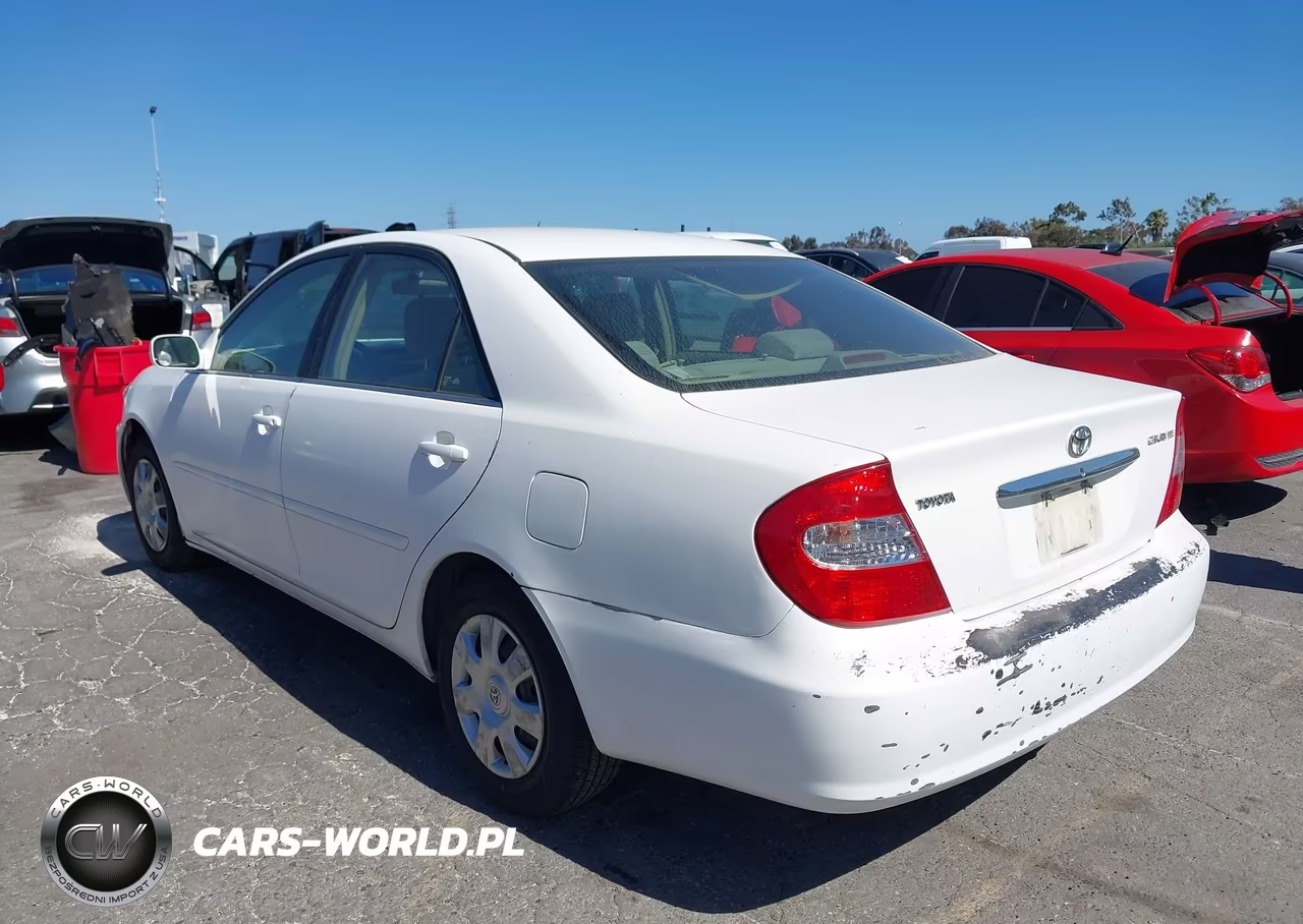 2003 Toyota Camry Le VIN:4T1BE32K33U246303 - 3