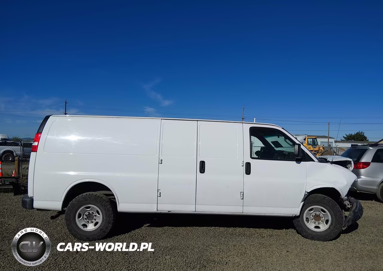 2017 Chevrolet Express 2500 1Wt VIN:1GCWGBFFXH1255953 - 13