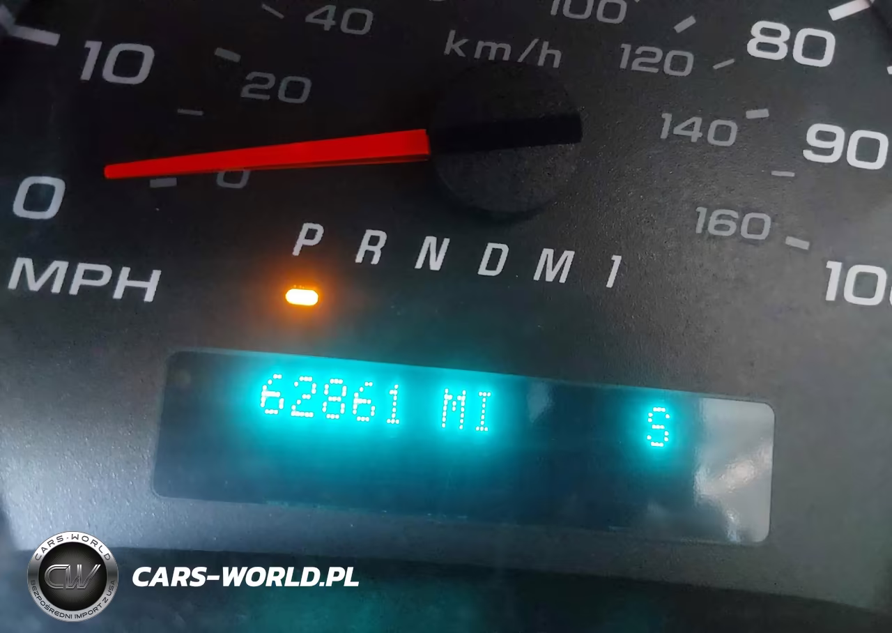 2017 Chevrolet Express 2500 1Wt VIN:1GCWGBFFXH1255953 - 15